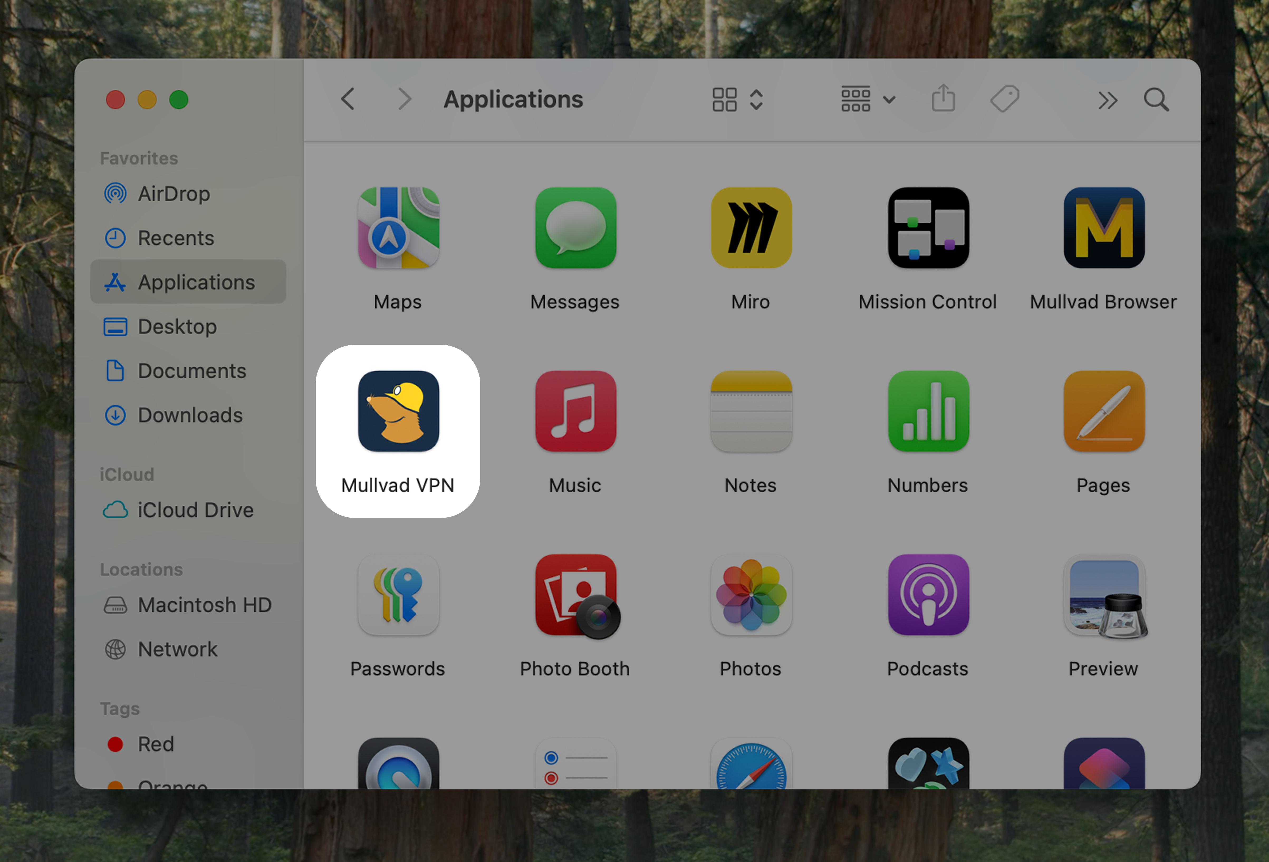 The Mullvad VPN app highlighted in the Applications folder.